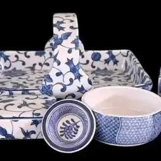 Elegant Blue & White Asian Décor Collection