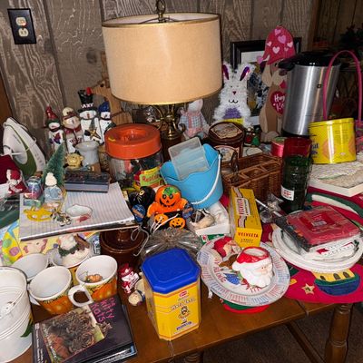 Estate sale photo