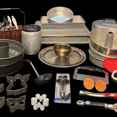 Retro Home Baking… Professional-Grade Classic Aluminum 