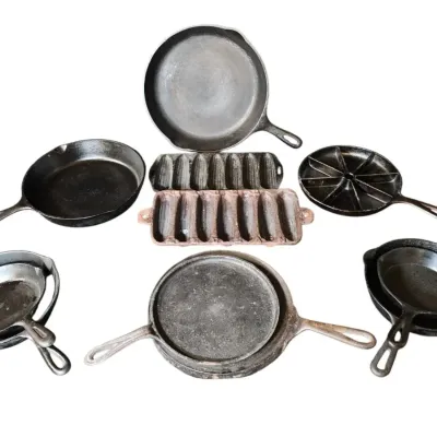  05 Vintage & Antique American Cast Iron Cookware Lot
