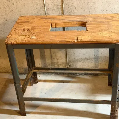 Work Table With Metal Legs
