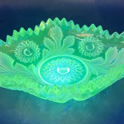 Millersburg Hobstar & Frosted Feather Clear 7 1/2” Oval Dish with Ultraviolet Green Glow