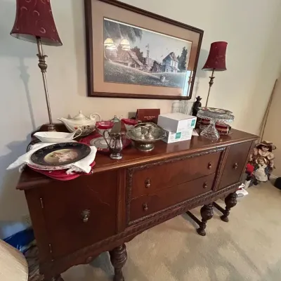 Estate sale photo