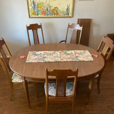 Matching Dining Table & Chairs