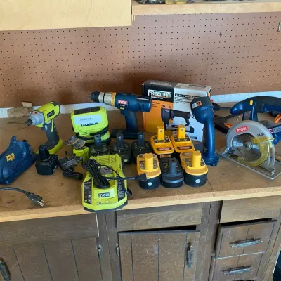  Power Tool Lot