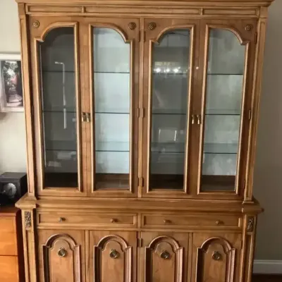 Thomasville Lighted China Cabinet