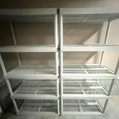 Plastic Utility Shelving (1 of 2)