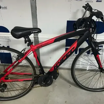 Hyper SpinFit 700C Hybrid Bike With Shimano