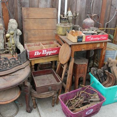 Estate sale photo