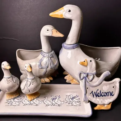 Louisville Stoneware Gaggle Of Geese Tureens, Shakers & More