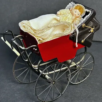 Colin & Yvonne Roberson (CYR) Pram & Porcelain Baby Dollhouse Miniature -  Lot 2