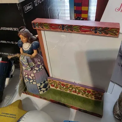 Sale Photo Thumbnail #319