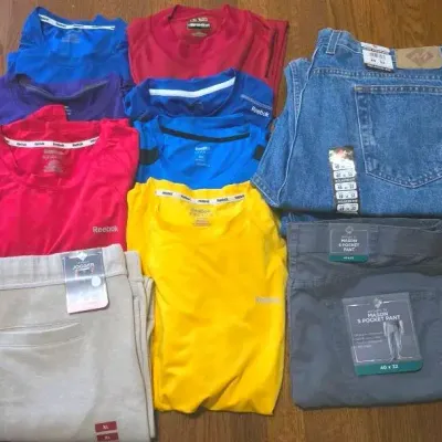 Xl Reebock, Bolle Golf Short Sleeve Athletic Tops,  Xl Newport Jogger And 40x32 MM, Lands End Jeans