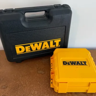 DeWalt 12V Drill & Work Light, Plus Professional Drill/Driver Set