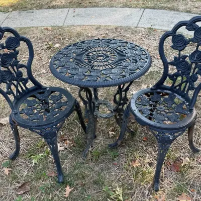 Ornate Round Cast Iron Outdoor Bistro Table & 2 Chairs