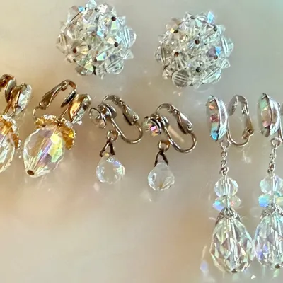 (4) Pairs Vintage Crystal Glass Bead Aurora Borealis Clip On Earrings