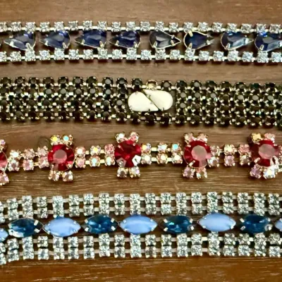 (4) Vintage Assorted Color 7 Inch Rhinestones Bracelets (2) As Is)
