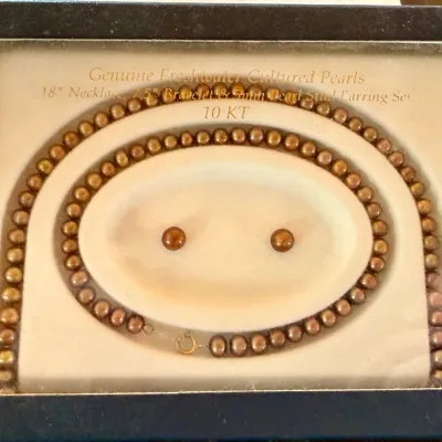 Vintage Freshwater Cultured Pearl 18 Inch Necklace & Bracelet With 10k Gold Clasp In Original Box