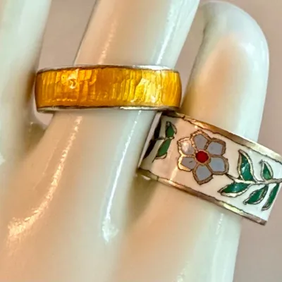 
(2) Vintage Siam (1) Sterling Silver And (1) Enamel Rings - Weight 8.3 Grams