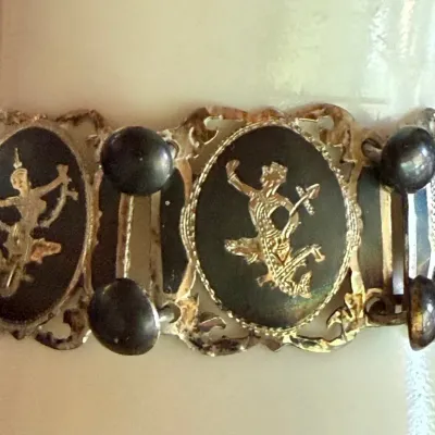 
Vintage Siam Sterling Silver & Black 6.5 Inch Bracelet - Weight 28.96
