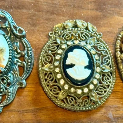 (4) Vintage Dress Sweater Clips - Cameo - Painted Porcelain & Gold Tone