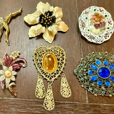 (6) Vintage Statement Brooches - Rhinestones - Pot Metal - Flowers
