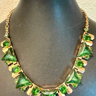 
Stunning Large Green Faceted Rhinestone Triangle Collar Bibb Mid Century Necklace