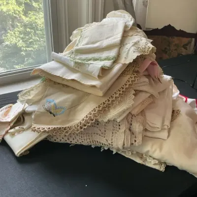 Misc Linens, Handkerchiefs