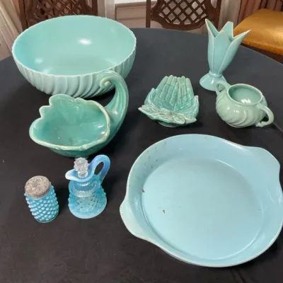 Aqua Toned Kitchen Decorative Items