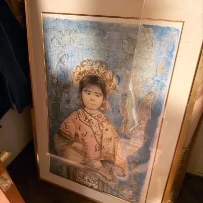 Estate sale photo