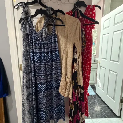 Sale Photo Thumbnail #34