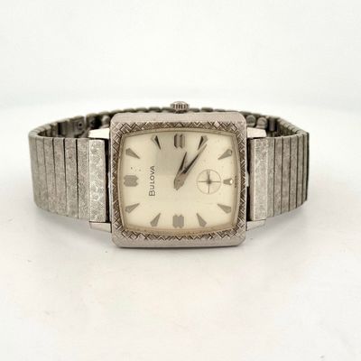 Vintage Bulova Ladies' Rolled Gold Bezel Wristwatch