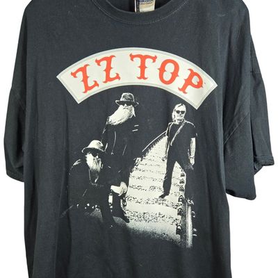 Sale Photo Thumbnail #27: One Gildan Cotton ZZ Top 2016 Tour T-Shirt Size 2XL