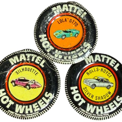 Sale Photo Thumbnail #267: Three Mattel Hot Wheels Redline Lithographed Tin Collector Buttons