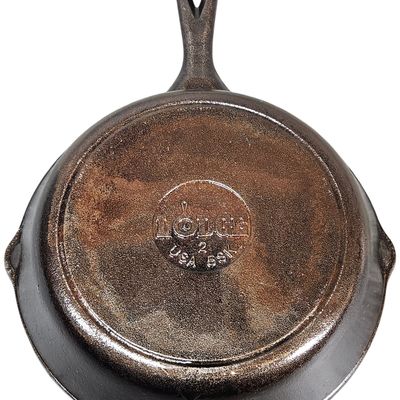 Sale Photo Thumbnail #546: Lodge USA 8SK Cast Iron Skillet