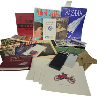 Sale Photo Thumbnail #483: Assorted Vintage Magazines, Automotive Manuals, and Ohio Bank Bags