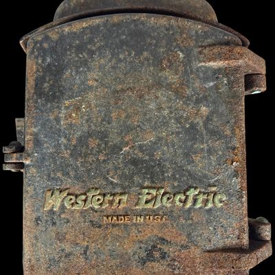 Sale Photo Thumbnail #640: Western Electric Cast Iron Weatherproof Industrial Telephone