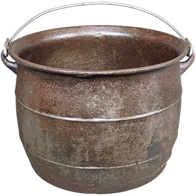 Sale Photo Thumbnail #551: Late 19th Century Gate Marked Footed Cast Iron Cauldron