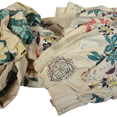 Sale Photo Thumbnail #298: A Set of Seven Chinoiserie Barkcloth Curtains and a Set of Three Tropical Hibiscus Curtains