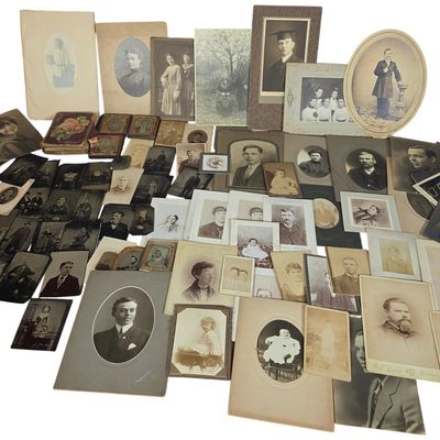 Sale Photo Thumbnail #786: A Collection of 19th and Early 20th Century American Portraits Including Daguerreotypes, Tintypes, and Cabinet Cards