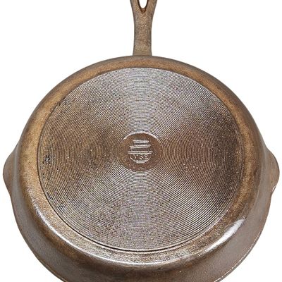 Sale Photo Thumbnail #535: No. 8 Cast Iron Skillet with Concentric Ring Base