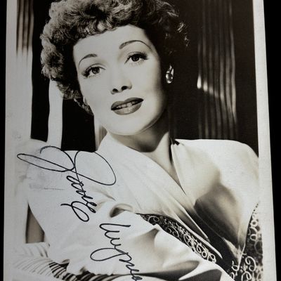 Sale Photo Thumbnail #723: Jane Wyman Hand Signed Type I Publicity Photograph