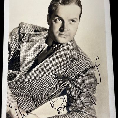 Sale Photo Thumbnail #721: Bob Hope Signed Vintage Promotional Photograph