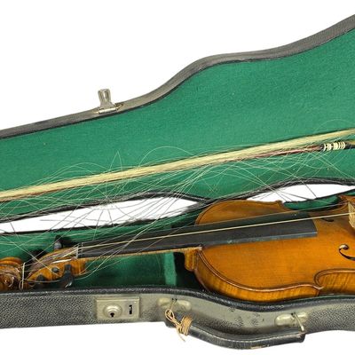 Sale Photo Thumbnail #401: German Trade Violin Manufactured in Berlin Copy of Antonius Stradivarius with Case and Bow