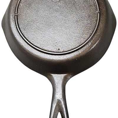 Sale Photo Thumbnail #528: Vintage No. 3 Cast Iron Skillet with Three-Notch Heat Ring