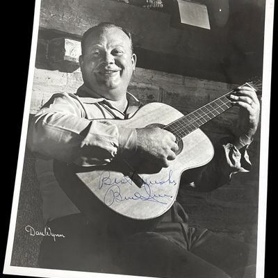 Sale Photo Thumbnail #735: Burl Ives Hand Signed Vintage Black and White Type I Photograph by Dan Wynn