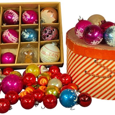Sale Photo Thumbnail #485: Approximately 50-60 Vintage Glass and Satin Christmas Ornaments and Storage Boxes