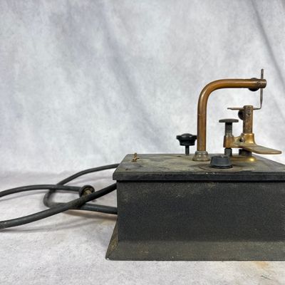 Sale Photo Thumbnail #662: Rocky Mountain Metal Products Co. Vintage Dental Spot Welder