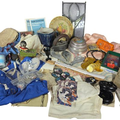 Sale Photo Thumbnail #411: A Group of Vintage and Antique Household Goods, Textiles, and Advertising Collectibles