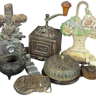 Sale Photo Thumbnail #383: An Assortment of Antique and Vintage Metalware Advertising Collectibles and Decorative Objects